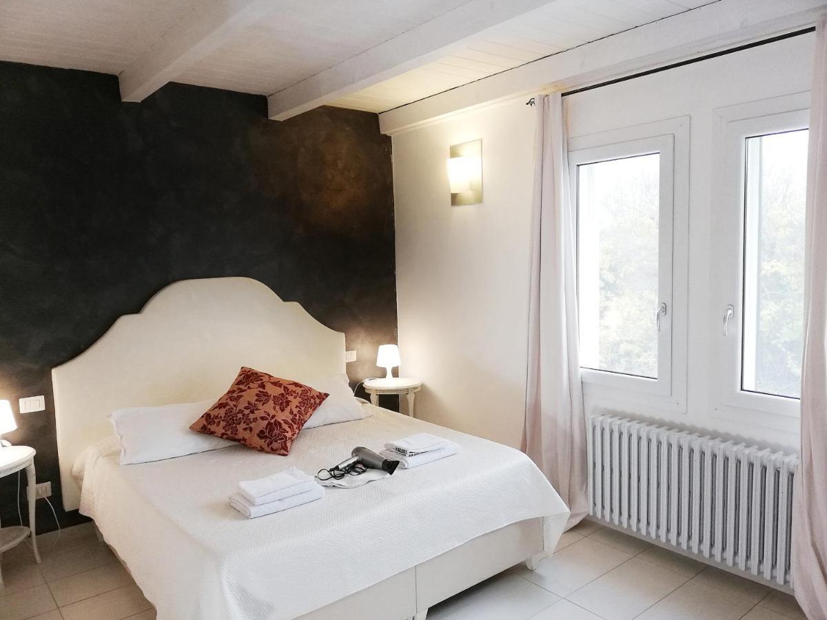 Locanda Divinis Cerea Buitenkant foto