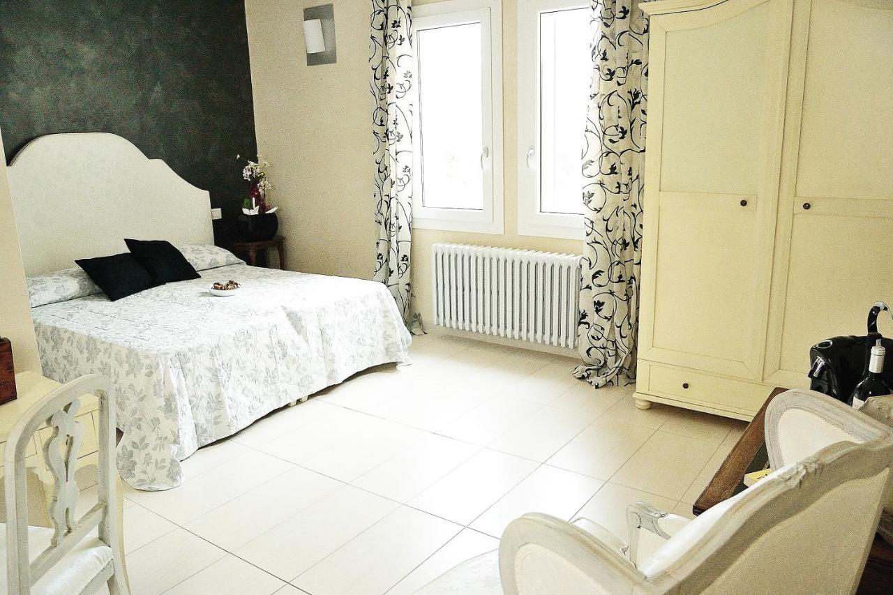 Locanda Divinis Cerea Buitenkant foto